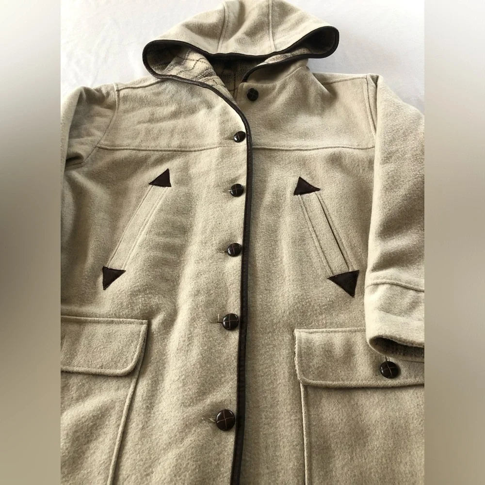 Club manteau m’en off white cream coat. - Picture 3 of 13